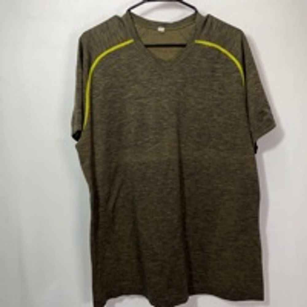 Lululemon Men Metal Vent Size‎ XL Heathered Olive